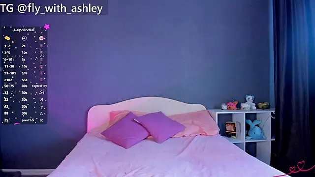 Snapshot of ashley_lovestory chatting on 09/19/25, 06:59 ashley lovestory online show from 09/19/25, 06:59