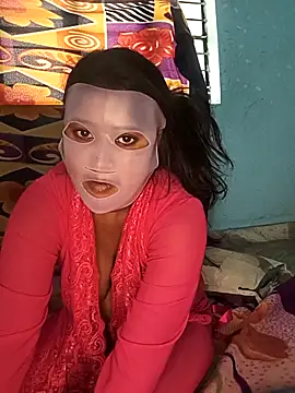 Snapshot of CuteRani001 chatting on 02/14/25, 10:07 CuteRani001 online show from 02/14/25, 10:07