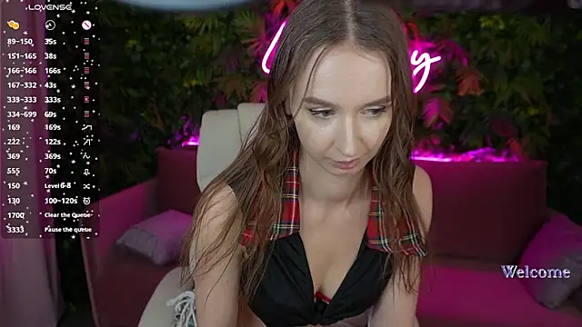 NikkyyLust online show from 02/28/25, 10:52