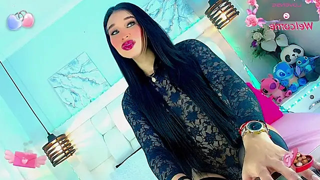 BelovedChain01 online show from 11/18/25, 05:56