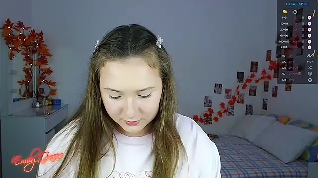 EmilyxxGraces online show from 11/17/25, 01:44