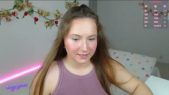 Snapshot of EmilyxxGraces chatting on 05/04/26, 08:49 EmilyxxGraces online show from 05/04/26, 08:49