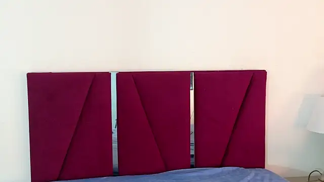 ParanoidTemptaion  online show from 04/23/26, 03:03