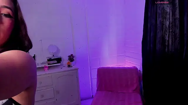 Nyx Blackmoon online show from 04/15/26, 02:46