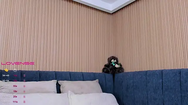 elizabeth 20 online show from 03/12/25, 07:06