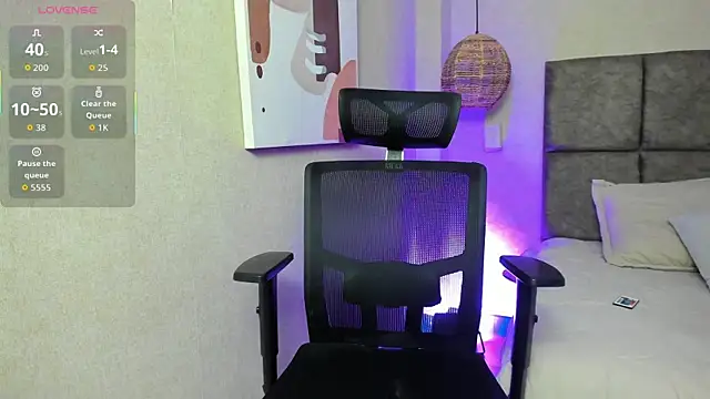 elizabeth 20 online show from 10/07/25, 07:11