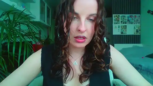 MollyBer online show from 04/14/26, 12:22