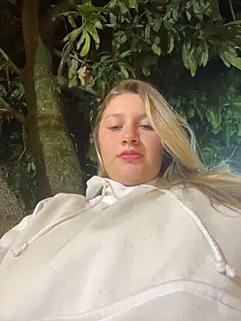 aurora coldd online show from 04/21/26, 05:25