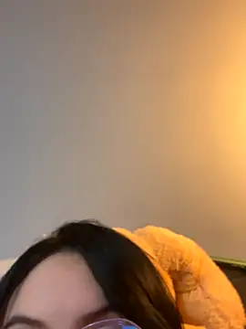 Snapshot of ValentinaOrtiz3 chatting on 11/09/25, 11:25 ValentinaOrtiz3 online show from 11/09/25, 11:25