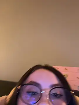 ValentinaOrtiz3 online show from 03/26/26, 10:48