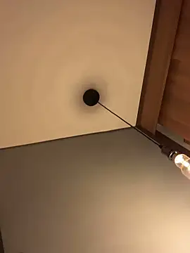 ValentinaOrtiz3 online show from 04/28/26, 03:44