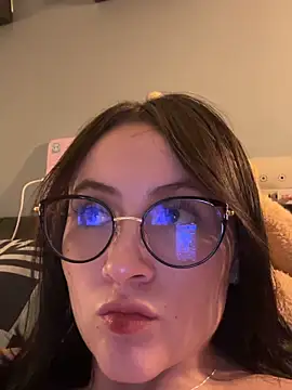 Snapshot of ValentinaOrtiz3 chatting on 06/10/26, 02:56 ValentinaOrtiz3 online show from 06/10/26, 02:56