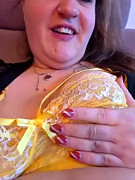 Snapshot of justtess chatting on 11/27/25, 12:51 justtess online show from 11/27/25, 12:51