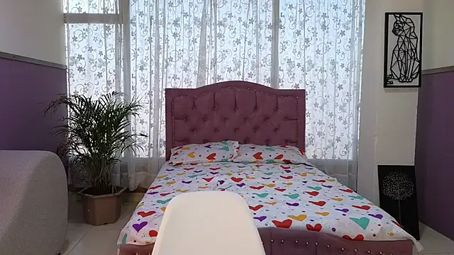 sweet ahinara online show from 09/13/25, 08:52