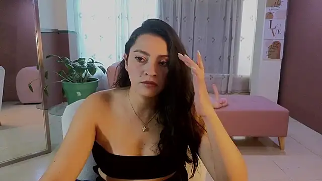 sweet ahinara online show from 11/28/25, 07:38