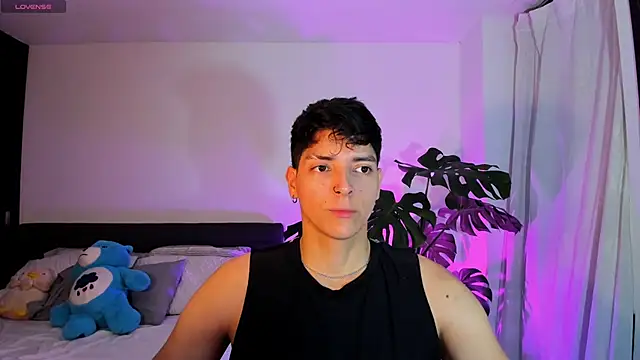 Snapshot of _JacobMiller__ chatting on 09/17/25, 10:00 JacobMiller online show from 09/17/25, 10:00