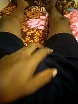 Snapshot of venky2026 chatting on 10/26/25, 02:28 venky2026 online show from 10/26/25, 02:28