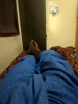 Snapshot of venky2026 chatting on 10/28/25, 08:51 venky2026 online show from 10/28/25, 08:51