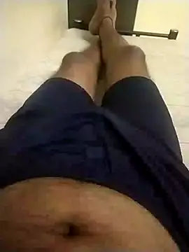 Snapshot of venky2026 chatting on 11/21/25, 11:31 venky2026 online show from 11/21/25, 11:31