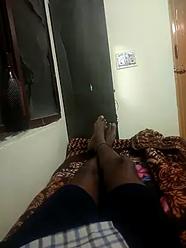 Snapshot of venky2026 chatting on 12/15/25, 01:37 venky2026 online show from 12/15/25, 01:37