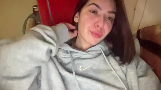 sarrah rossy online show from 03/03/25, 06:12