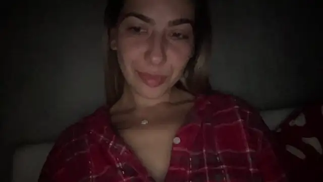 sarrah rossy online show from 10/21/25, 08:53