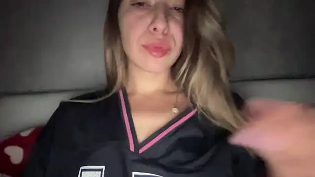 sarrah rossy online show from 11/29/25, 11:19