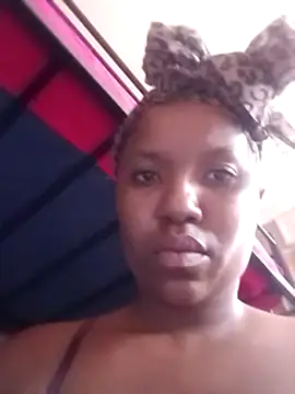 Snapshot of Coco_Nile chatting on 02/20/25, 08:39 Coco Nile online show from 02/20/25, 08:39