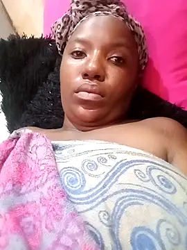 Snapshot of Coco_Nile chatting on 02/22/25, 04:29 Coco Nile online show from 02/22/25, 04:29