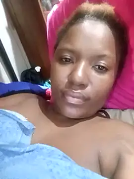Snapshot of Coco_Nile chatting on 03/19/25, 08:00 Coco Nile online show from 03/19/25, 08:00