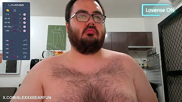 Snapshot of alexxxbear chatting on 02/27/25, 03:59 alexxxbear online show from 02/27/25, 03:59