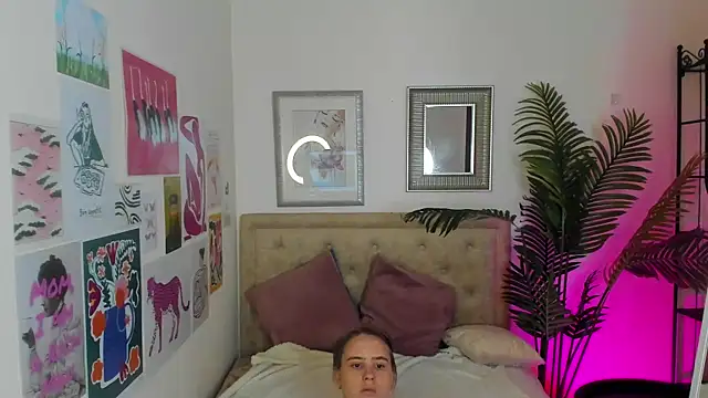 Lika 0ne online show from 06/07/26, 11:58