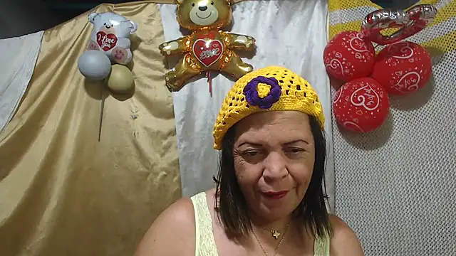 Snapshot of alina_maturehot chatting on 02/25/25, 05:08 alina maturehot online show from 02/25/25, 05:08