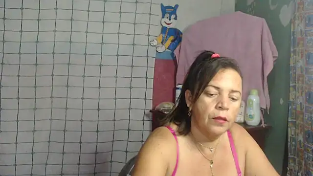 Snapshot of alina_maturehot chatting on 03/02/25, 01:49 alina maturehot online show from 03/02/25, 01:49