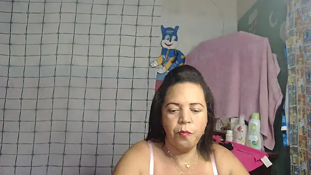 Snapshot of alina_maturehot chatting on 03/05/25, 07:49 alina maturehot online show from 03/05/25, 07:49