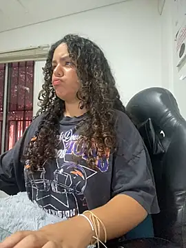 Anitta bell online show from 02/13/25, 01:15