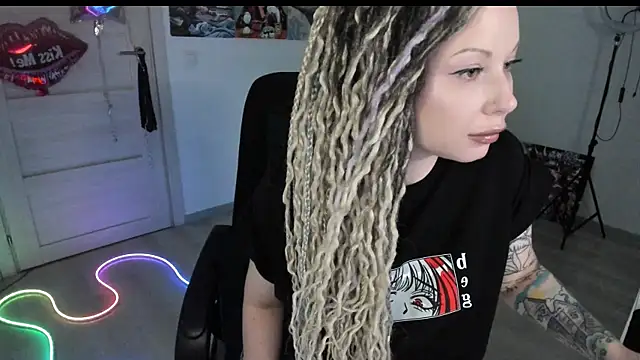 HoneySallyMoore online show from 04/05/26, 08:06