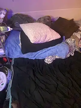 favoritestepsis online show from 12/01/25, 02:33