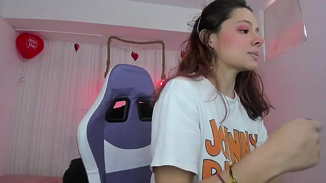 nicky angel1 online show from 02/17/26, 07:09