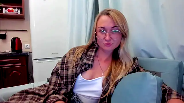 your Goddess Eva online show from 09/11/25, 07:25