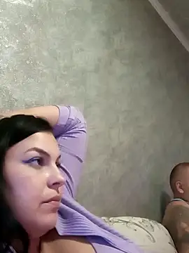 Greta Tamar online show from 10/15/25, 07:36