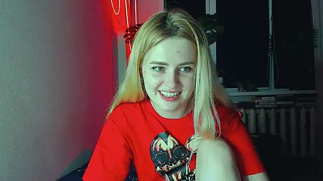 Snapshot of Alexa_Pirs chatting on 03/08/25, 03:28 Alexa Pirs online show from 03/08/25, 03:28