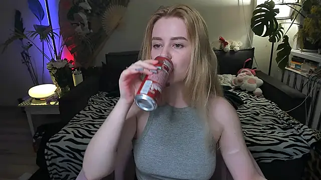 Alexa Pirs online show from 03/08/26, 05:50