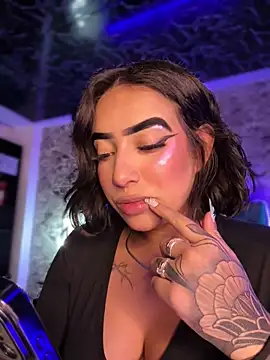 Scarlett-LS online show from 02/04/26, 03:45