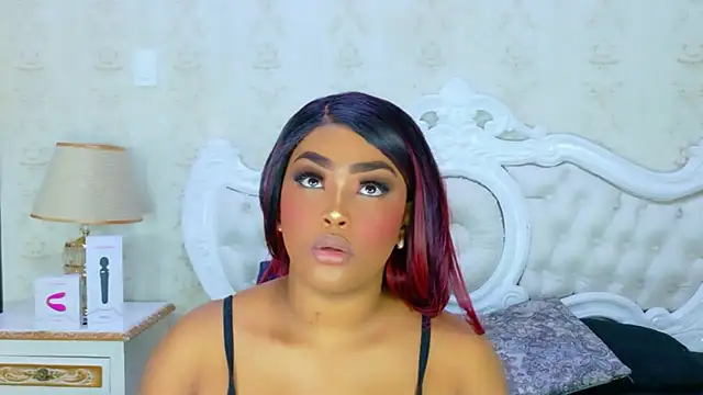 TianahGlow online show from 12/22/25, 08:50