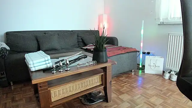 molicaremolicare online show from 12/05/25, 10:57