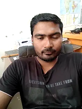 Snapshot of ccuteboyyyy chatting on 03/08/25, 09:17 ccuteboyyyy online show from 03/08/25, 09:17