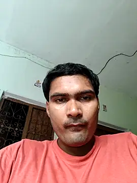 Snapshot of ccuteboyyyy chatting on 10/07/25, 02:09 ccuteboyyyy online show from 10/07/25, 02:09
