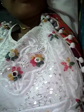 Snapshot of lovely----bhabhi chatting on 02/13/26, 03:52 lovely----bhabhi online show from 02/13/26, 03:52