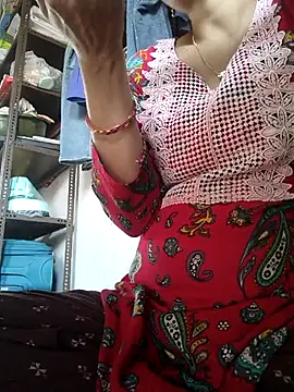 Snapshot of lovely----bhabhi chatting on 02/17/26, 12:01 lovely----bhabhi online show from 02/17/26, 12:01